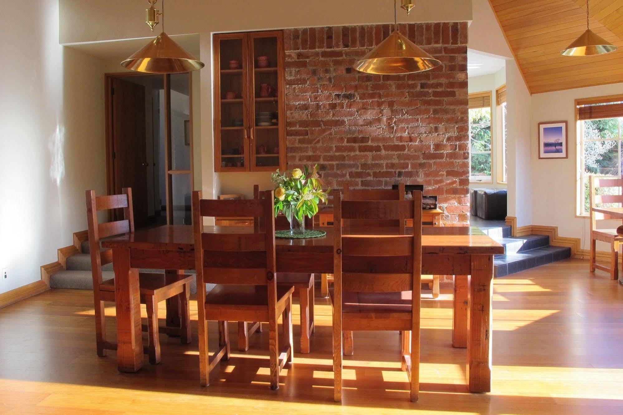 The Turret Boutique Accommodation Куийнстаун Екстериор снимка