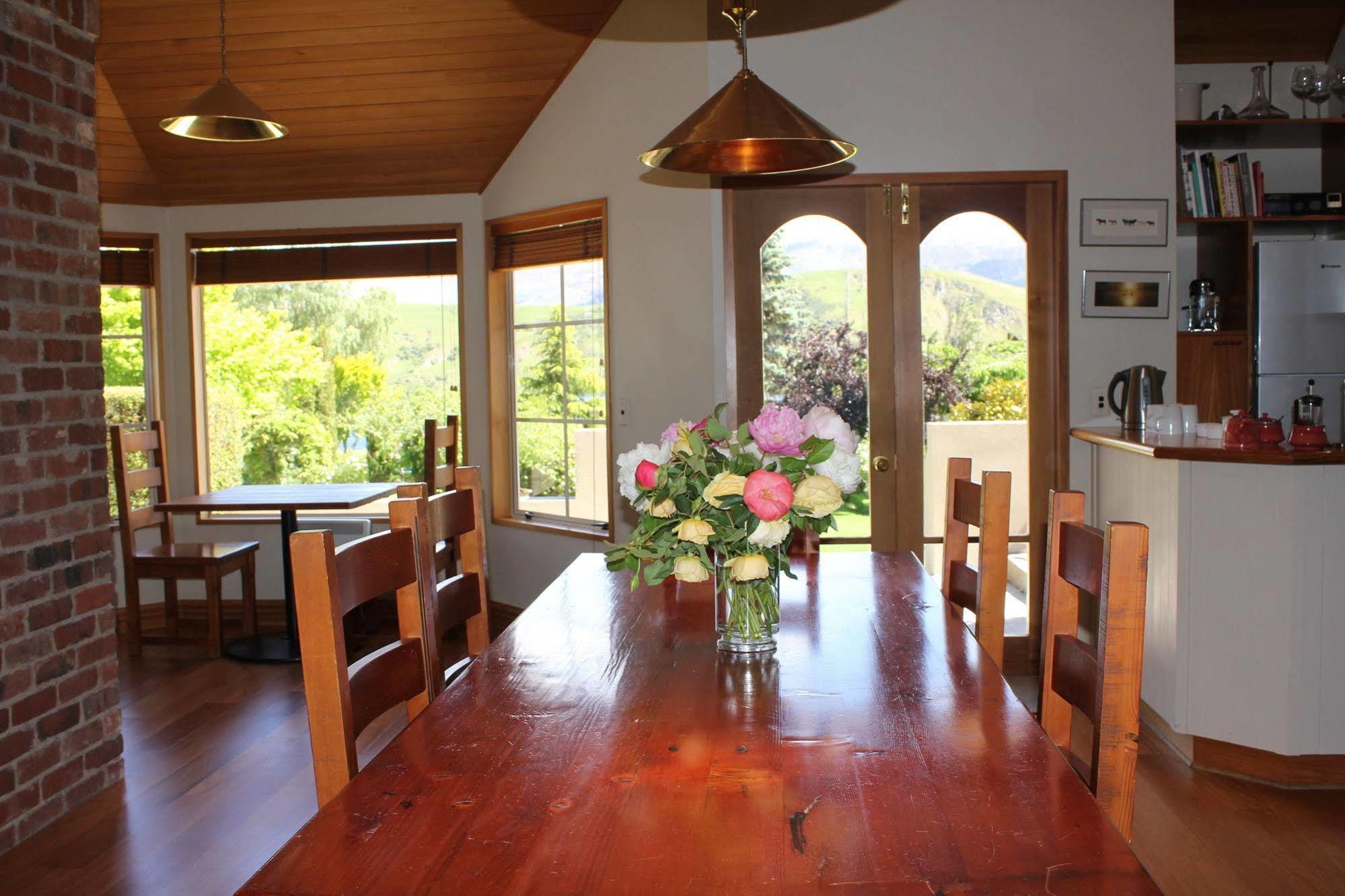 The Turret Boutique Accommodation Куийнстаун Екстериор снимка
