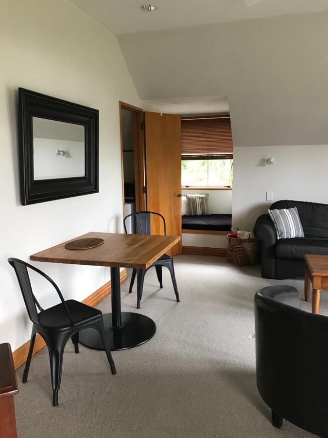 The Turret Boutique Accommodation Куийнстаун Екстериор снимка